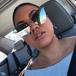 Meet your Posher, Sophia